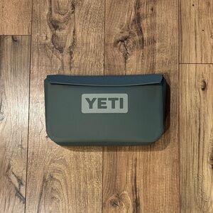 YETI Sidekick Waterproof Dry 3L Case